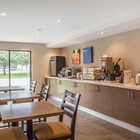 Comfort Inn Chatham-Kent Екстериор снимка